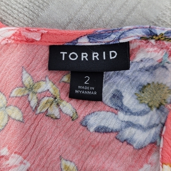 Torrid Floral Tank Top Adjustable Straps - Picture 5 of 9